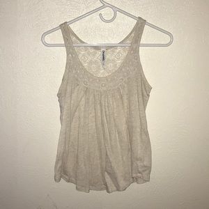 flowy lace tank top